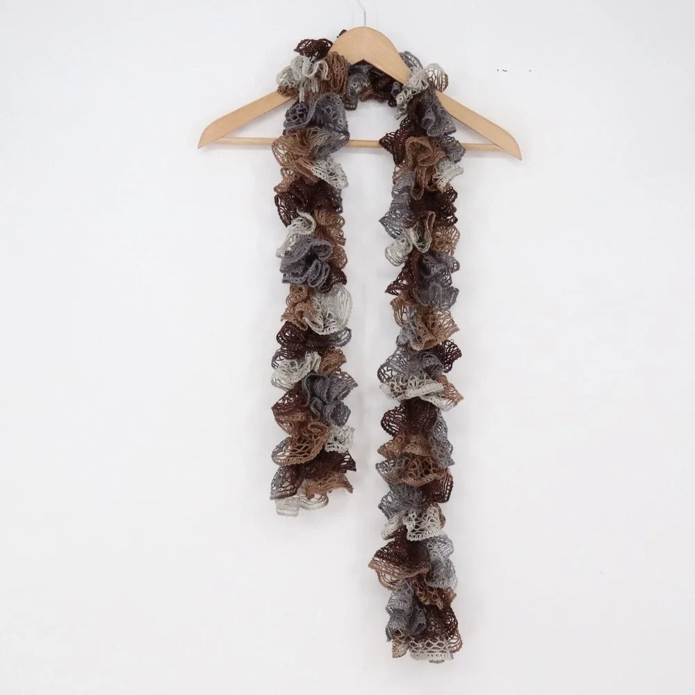 Unbranded Scarf Womens OS Ruffle Spiral Knit Brown Gray Earthy Boho Excellent